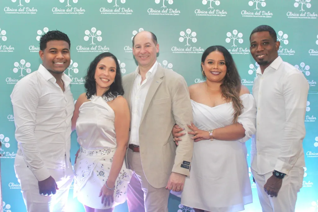 CINDOLOR celebra 17 años transformando el cuidado del dolor y los paliativos en el Cibao CINDOLOR celebra 17 anos transformando el cuidado del dolor y los paliativos en el Cibao4