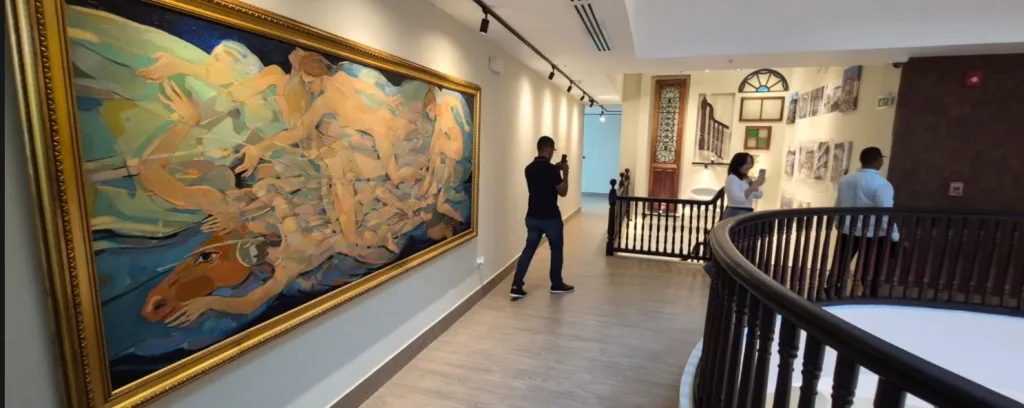 Centro Cultural Banreservas Santiago abre sus puertas al arte con exposiciones y una experiencia inmersiva de Domingo Bautista Centro Cultural Banreservas Santiago abre sus puertas al arte con exposiciones y una experiencia inmersiva de Domingo Bautist1