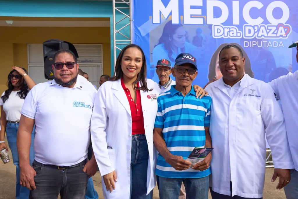 Dharuelly D’Aza lleva salud y programas sociales a Jacagua Dharuelly DAza lleva salud y programas sociales eljacaguero