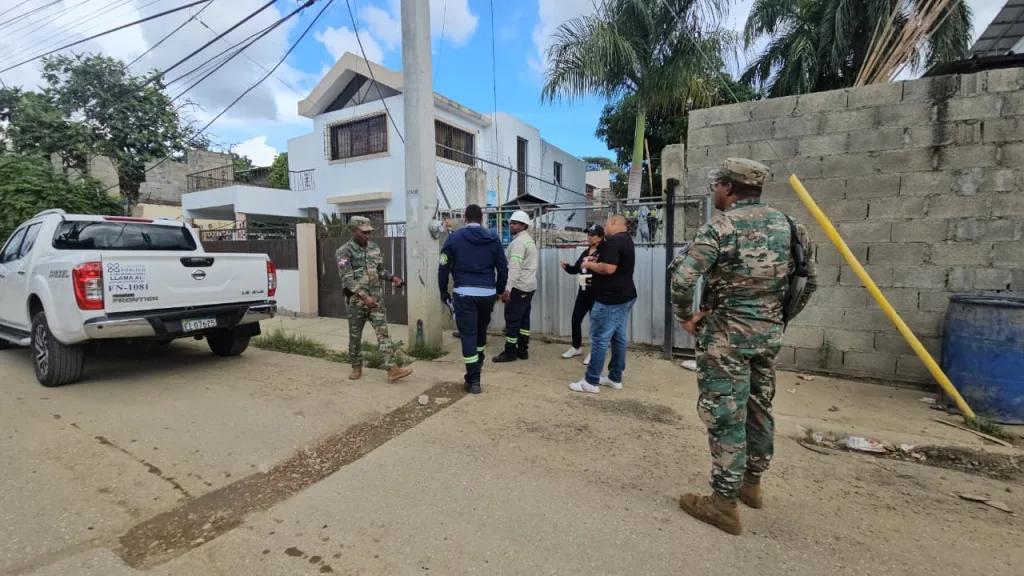 EDENORTE intensifica lucha contra el fraude eléctrico con amplio operativo en Santiago EDENORTE intensifica lucha contra el fraude electrico con amplio operativo en Santiago1