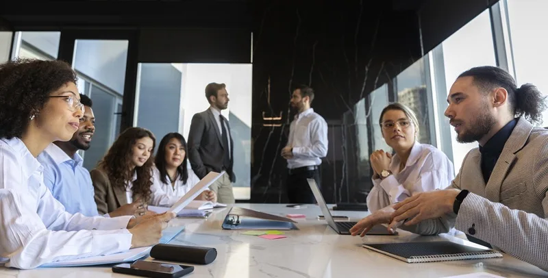 Riesgos sociales y tecnológicos suben en la agenda de riesgos de los líderes empresariales del G20 Encuesta de opinion ejecutiva