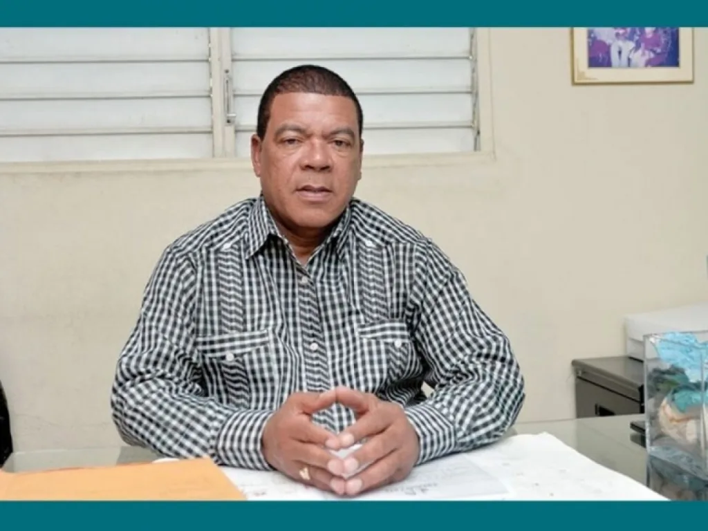 Dirigente Gervacio de la Rosa lamenta muerte de Mario Ureña y advierte que enfrentaba “presiones insostenibles” Gervacio de la Rosa lamenta la muerte de Mario Urena