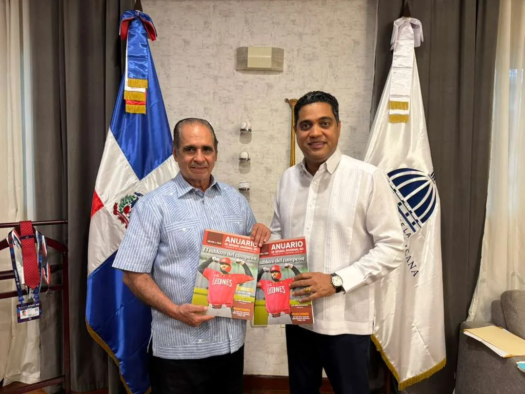 Pica y se Extiende Hector y Kelvin Cruz