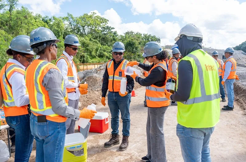 Barrick Pueblo Viejo celebra la jornada 56 del Monitoreo Ambiental Participativo junto a comunidades Monitoreo Barrick