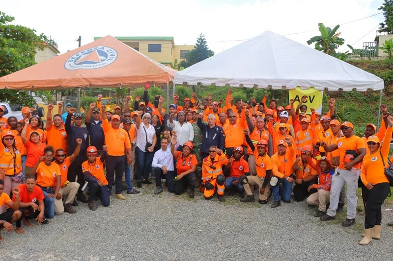 Defensa Civil participa en el “Gran Simulacro de Evacuación Masiva” en Miches WhatsApp Image 2025 12 15 at 10.08.29 AM