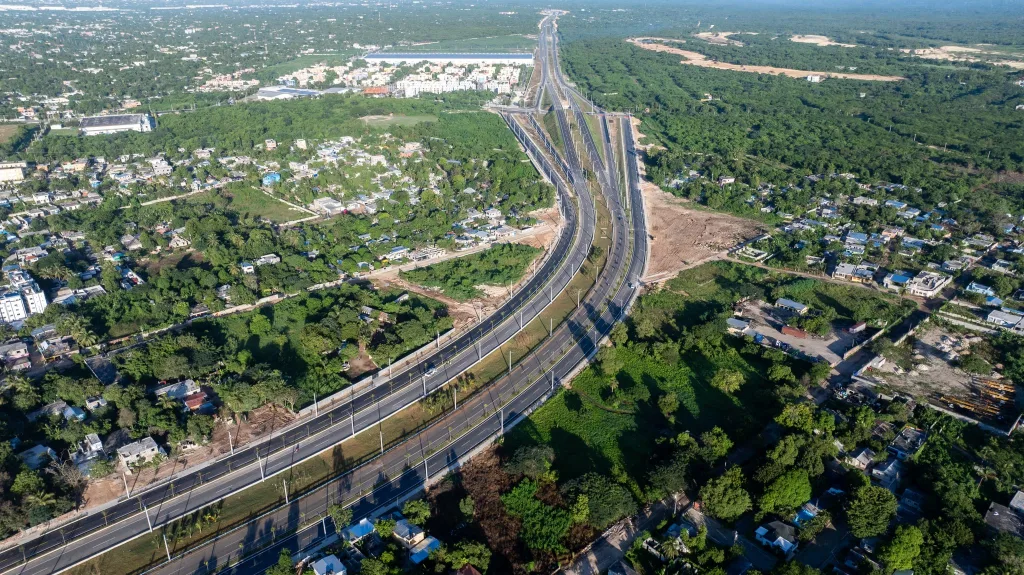 Abinader entrega tramo final de la avenida Ecológica y transforma la movilidad del Gran Santo Domingo avenida Ecologica y transforma la movilidad del Gran Santo Domingo eljaacguero