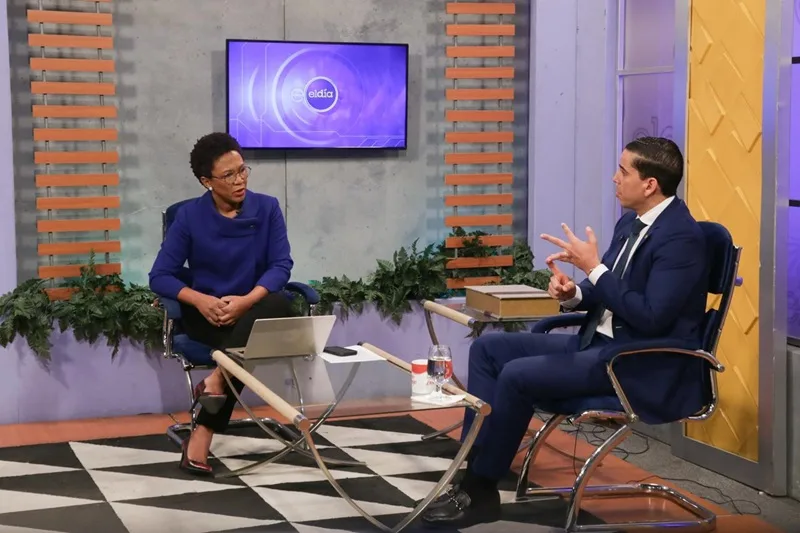 SeNaSa cierra 2025 con balance positivo preliminar de RD$1,034 millones Edith Febles y el doctor Edward Guzman duranta la entrevista