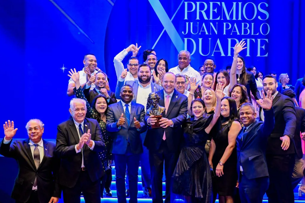 Santiago acelera su transformación con inversión récord y gestión transparente Santiago acelera su transformacion con inversion record y gestion transparente1