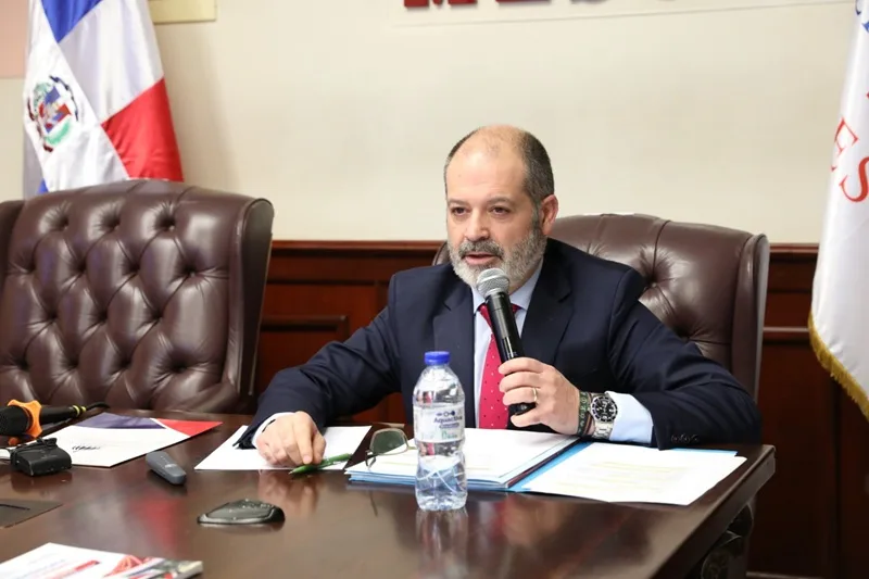 MESCyT apuesta por la internacionalización universitaria como motor del desarrollo nacional 1a2ef8cf 0593 4637 ba9b 7fd52a05a38e