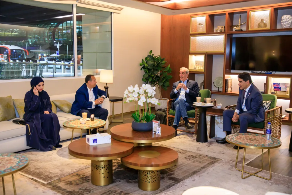 República Dominicana fortalece su proyección internacional con la participación de Abinader en cumbre global en Dubái Abinader en cumbre global en Dubai1