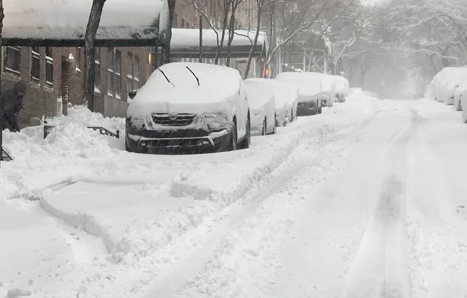 Alcalde NYC levanta prohibición, pero NYC sigue sumida en el caos Alcalde NYC levanta prohibicion pero NYC sigue sumida en el caos