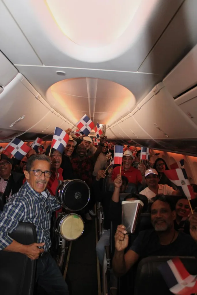 Arajet celebra la Independencia Nacional llevando el merengue a los cielos Arajet celebra la Independencia Nacional llevando merengue y cultura