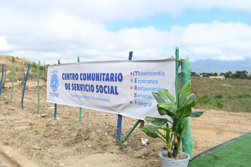 Daniel Rivera promueve nuevo centro comunitario para fortalecer la atención social en Santiago Oeste Daniel Rivera promueve nuevo centro comunitario para fortalecer la atencion social en Santiago Oeste1