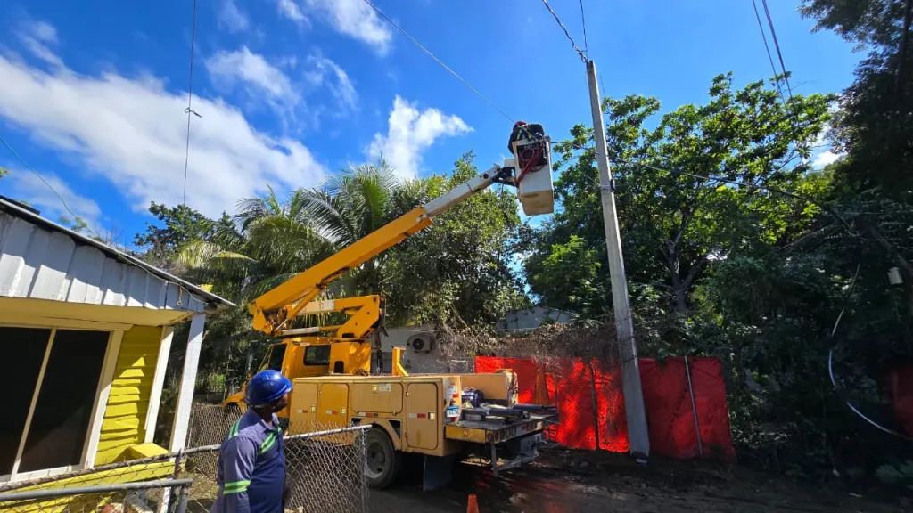EDENORTE lanza ambicioso plan de modernización eléctrica que impactará a miles de familias del Cibao EDENORTE lanza ambicioso plan de modernizacion electrica que impactara a miles de familias del Cibao1