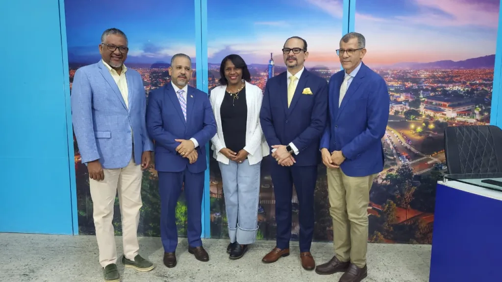 Hospital Cabral y Báez fortalece atención especializada y se consolida como referente de salud en el Cibao Encuentro Matinal eljacaguero