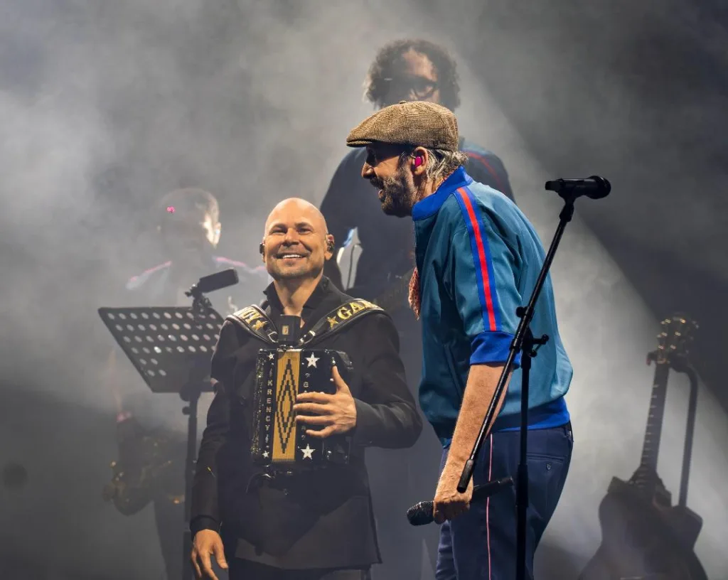 Juan Luis Guerra convierte a Santiago en capital musical del Caribe por dos noches históricas Juan Luis Guerra convierte a Santiago en capital musical del Caribe por dos noches historicas