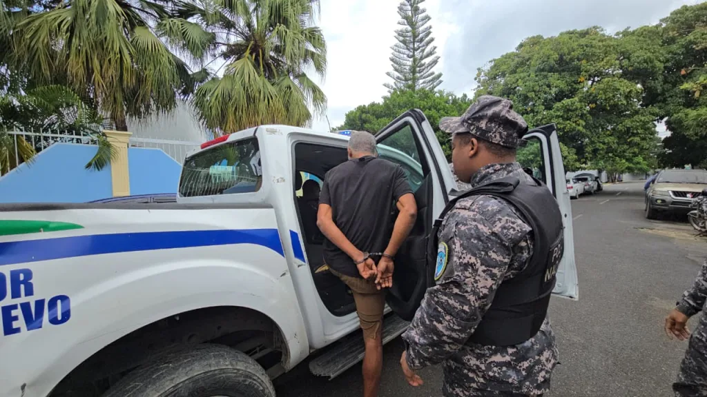 Tribunal impone medidas contra implicados en fraude eléctrico tras operativos en Santiago Tribunal impone medidas contra implicados en fraude electrico tras operativos en Santiago