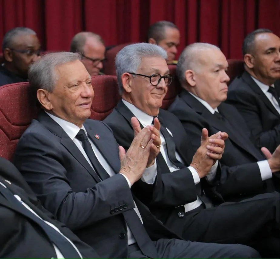 Más de un millón de dominicanos ingresaron al sistema financiero en 2025, afirma Abinader leonardo aguilera eljacaguero