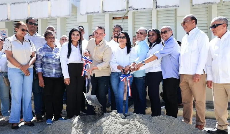 SNS inicia remozamiento del Hospital Municipal de Bánica con inversión superior a RD$163 millones 1000316480