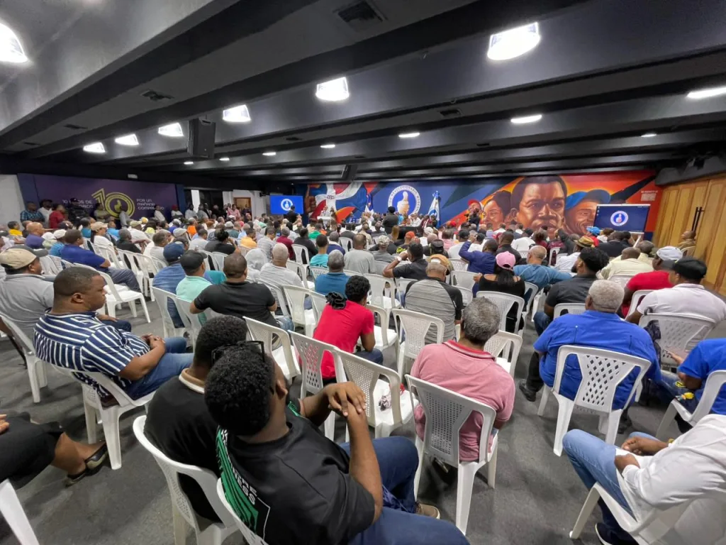 Movimientos sociales proponen a Abinader como presidente del PRM para fortalecer liderazgo político Carmelo Rodriguez presidente de la organizacion2