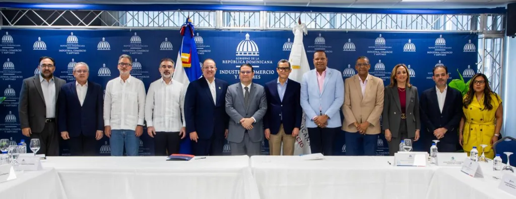 Gobierno anuncia auditorías nacionales para combatir el comercio ilícito Gobierno anuncia auditorias nacionales para combatir el comercio ilicito