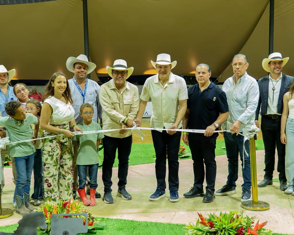 Santiago estrena moderno complejo ecuestre de clase internacional Santiago estrena moderno complejo ecuestre de clase internacional1