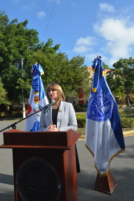 UASD honra a sánchez en el 209 aniversario de su natalicio La vicerrectora de Extensión de la UASD, Rosalía Sosa se dirige a los presentes en la ofrenda floral conmemoró este 9 de marzo el 209 aniversario del natalicio de Francisco del Rosario Sánchez.