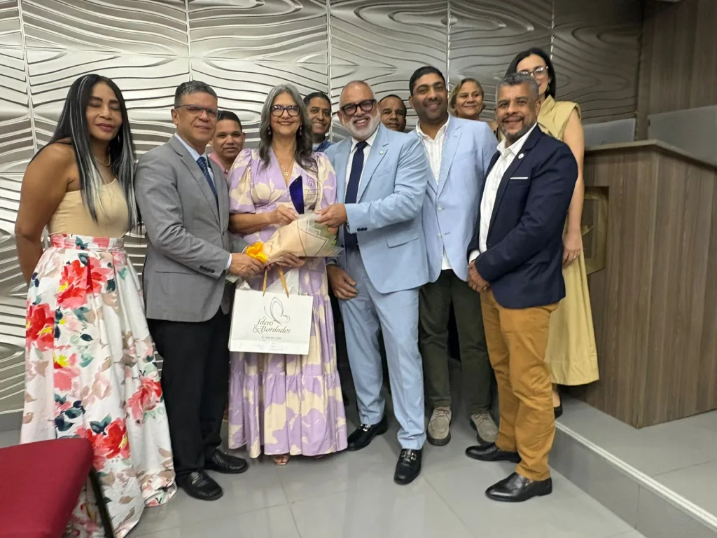 Reconocen trayectoria y aporte de ginecólogas del Cibao en emotivo acto en Santiago ginecologas del Cibao en emotivo acto en Santiago1