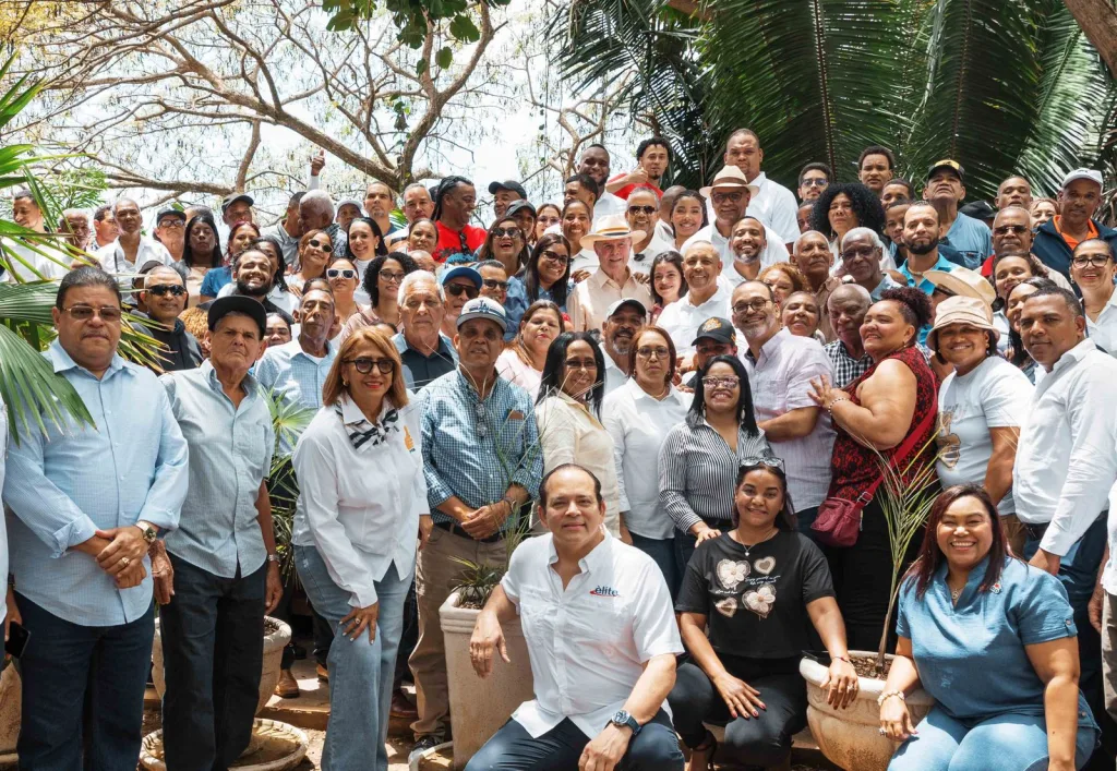 Carolina Mejía fortalece su respaldo político con masivo apoyo en Monseñor Nouel Carolina Mejia fortalece su respaldo politico con masivo apoyo en Monsenor Nouel1