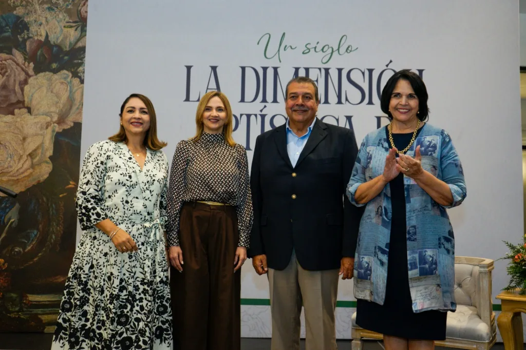 Gladialisa Peralta Karina Souffront Manuel Tavarez y Minou Tavarez