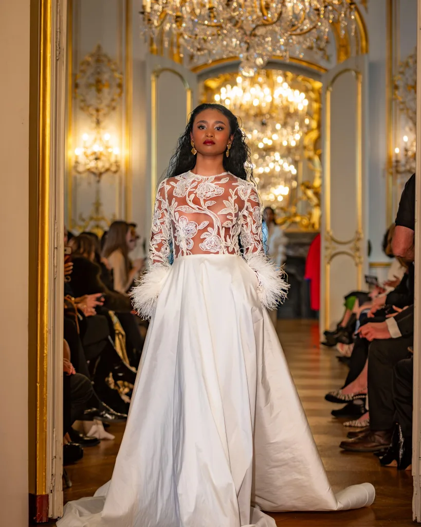 Rafael Rivero conquista París con su propuesta “Alta Moda” y marca un hito para el diseño dominicano Rafael Rivero conquista Paris con su propuesta Alta Moda y marca un hito para el diseno dominicano4