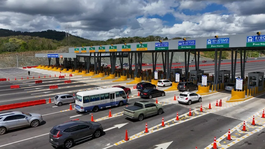 Semana Santa 2026 marca récord sin precedentes en circulación vehicular en el país peajes Semana Santa 2026 marca record sin precedentes en circulacion vehicular en el pais1