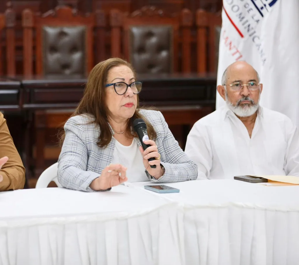 Comunicadores destacan inversión histórica de Abinader en Santiago rosa santos gobernadora y lucildo gomez eljacaguero