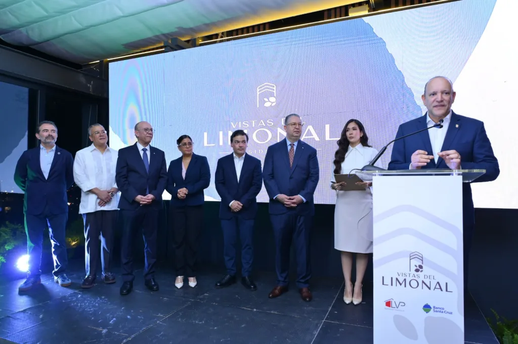 Banco Santa Cruz respalda nuevo proyecto habitacional en Santiago con inversión millonaria ulises rodriguez y tunti pimentel