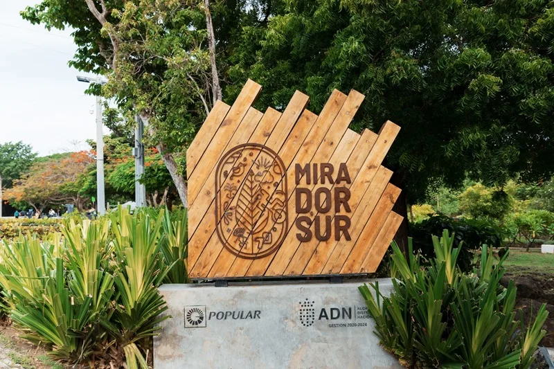 Alcaldía del DN aclara que skate park del Mirador Sur sigue en remozamiento y sería entregado en un mes Letrero parque Mirador Sur