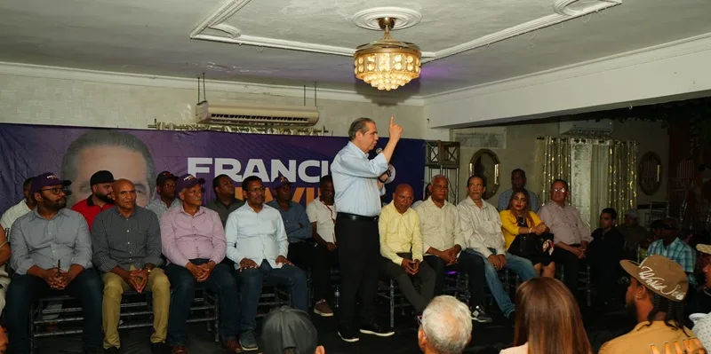 Francisco Javier dice recibe abrumadora mayoría de respaldo interno del PLD 1001491192