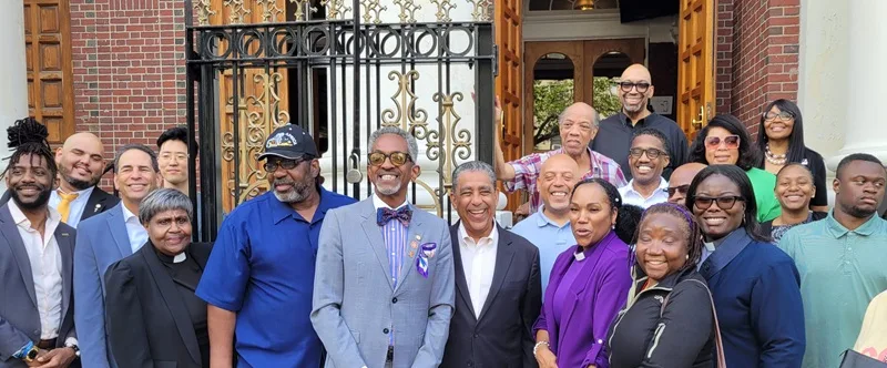 Líderes religiosos respaldan reelección de Adriano Espaillat 20260606 095801 1