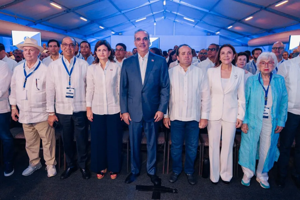 Carolina Mejía llama al PRM a valorar su militancia y fortalecer la unidad partidaria Carolina Mejia llama al PRM a valorar su militancia y fortalecer la unidad partidaria1