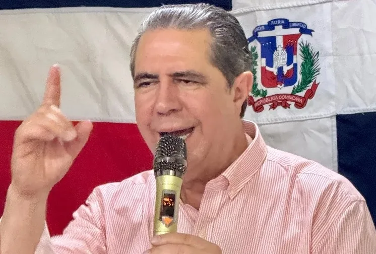 FJG llegará este martes a NY, acompañados de varios del CP y CC, para juramentaciones en el PLD y contactos con la comunidad FJG llegara este martes a NY acompanados de varios del CP y CC para juramentaciones en el PLD y contactos con la comunidad