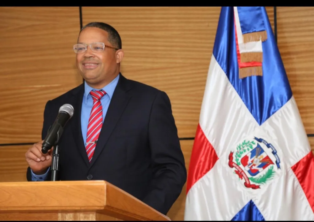 IFGLA lanza Diplomado Internacional en Periodismo Digital con expertos de ocho países Norman Noel Alas Trujillo