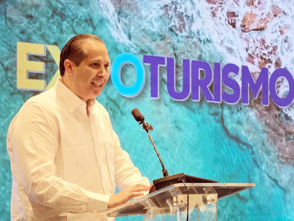 Santiago fortalece su liderazgo en turismo médico con la creación de una alianza estratégica Victor Atallah eljacaguero 1