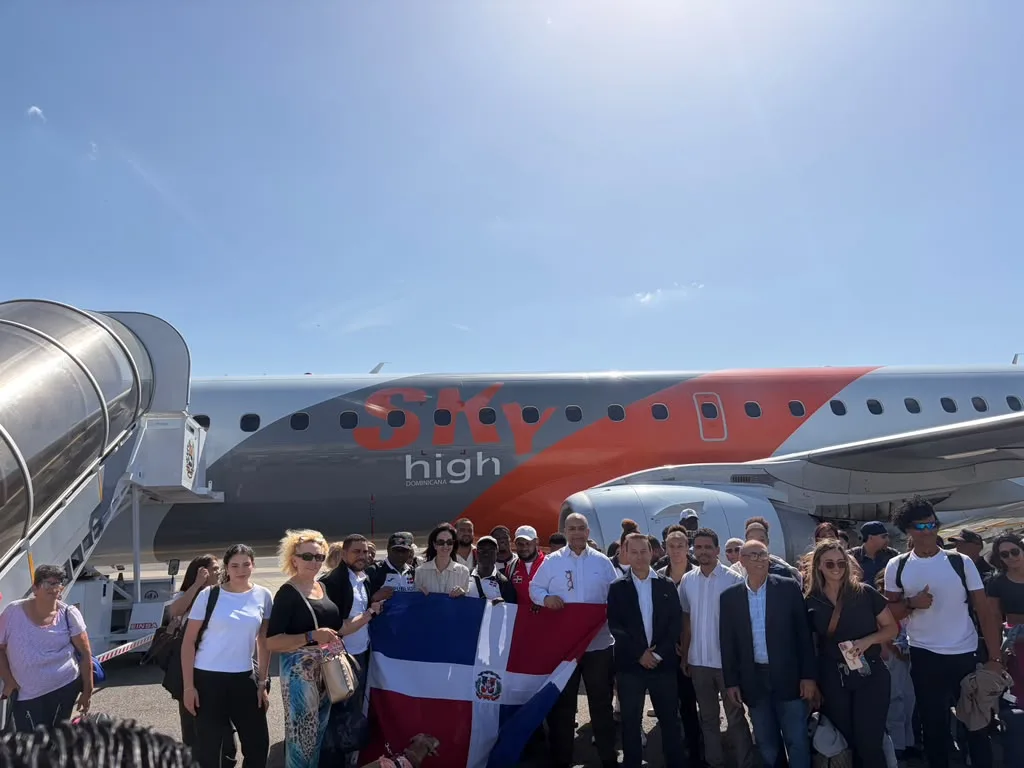 SKY HIGH DOMINICANA REALIZA OPERACIÓN ESPECIAL PARA FACILITAR EL RETORNO DE CIUDADANOS DOMINICANOS DESDE VENEZUELA WhatsApp Image 2026 06 29 at 6.48.06 PM 1