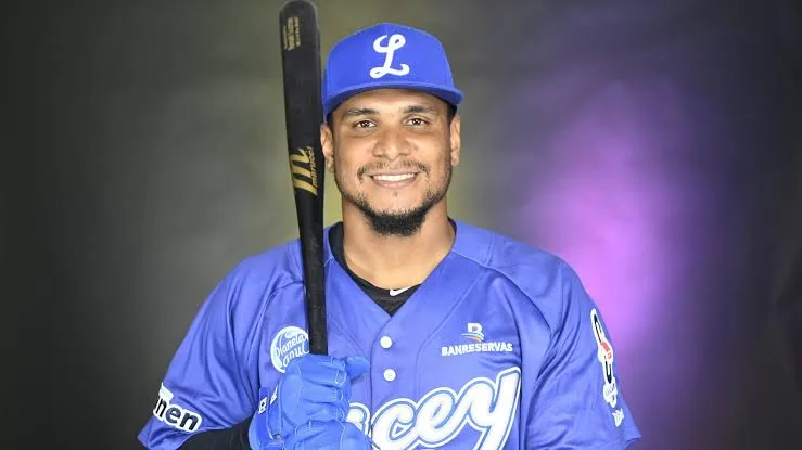 Pica y se Extiende Ramón Hernández