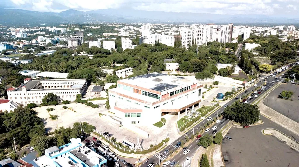 Centro de Innovacion y Emprendimiento UTESA