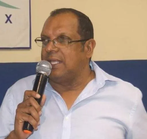 Muy querido y admirado Editor Deportivo : Ing. Tabare Pena Reyes 1