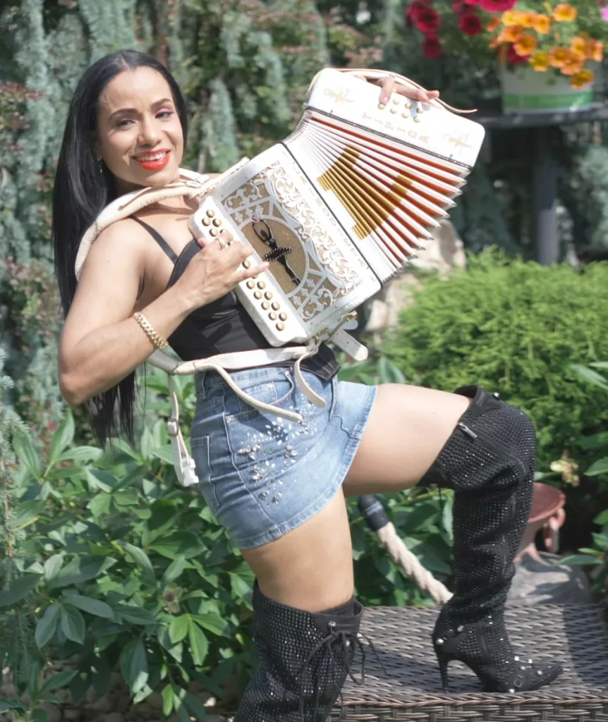 La Inquieta Típica apuesta por la música inédita con el lanzamiento de “La Calentura” La Inquieta Tipica apuesta por la musica inedita eljacaguero