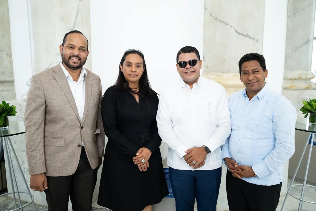 Procigar y el Monumento de Santiago lanzan innovadora experiencia inmersiva sobre la historia y el tabaco Procigar y el Monumento de Santiago lanzan innovadora experiencia inmersiva sobre la historia y el tabaco2