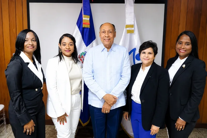 ARS SEMMA crea la Dirección de Control de Operaciones Internas para elevar los estándares de calidad y eficiencia hospitalaria WhatsApp Image 2026 07 22 at 8.55.38 AM 1