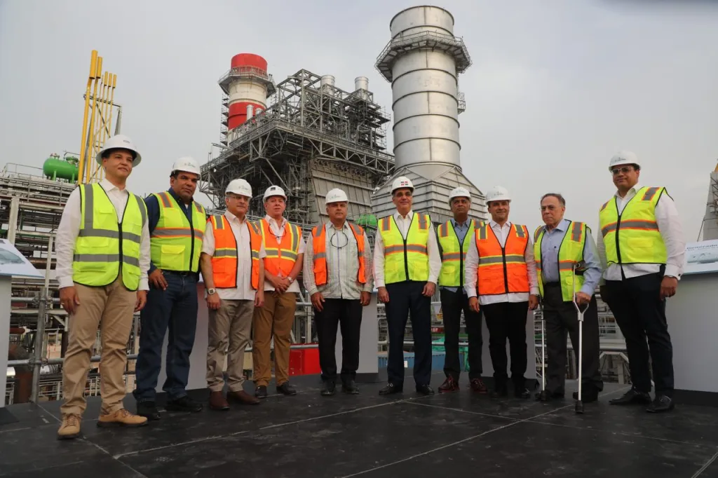 Abinader supervisa central San Felipe Andrés I que sumará 467 MW al sistema eléctrico nacional Abinader supervisa central San Felipe Andres I que sumara 467 MW al sistema electrico nacional