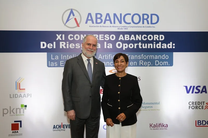ABANCORD resalta legado de Alejandro Fernández en avance institucional y fortalecimiento de la banca Alejandro Fernandez W. SB y Cristina de Castro Abancord